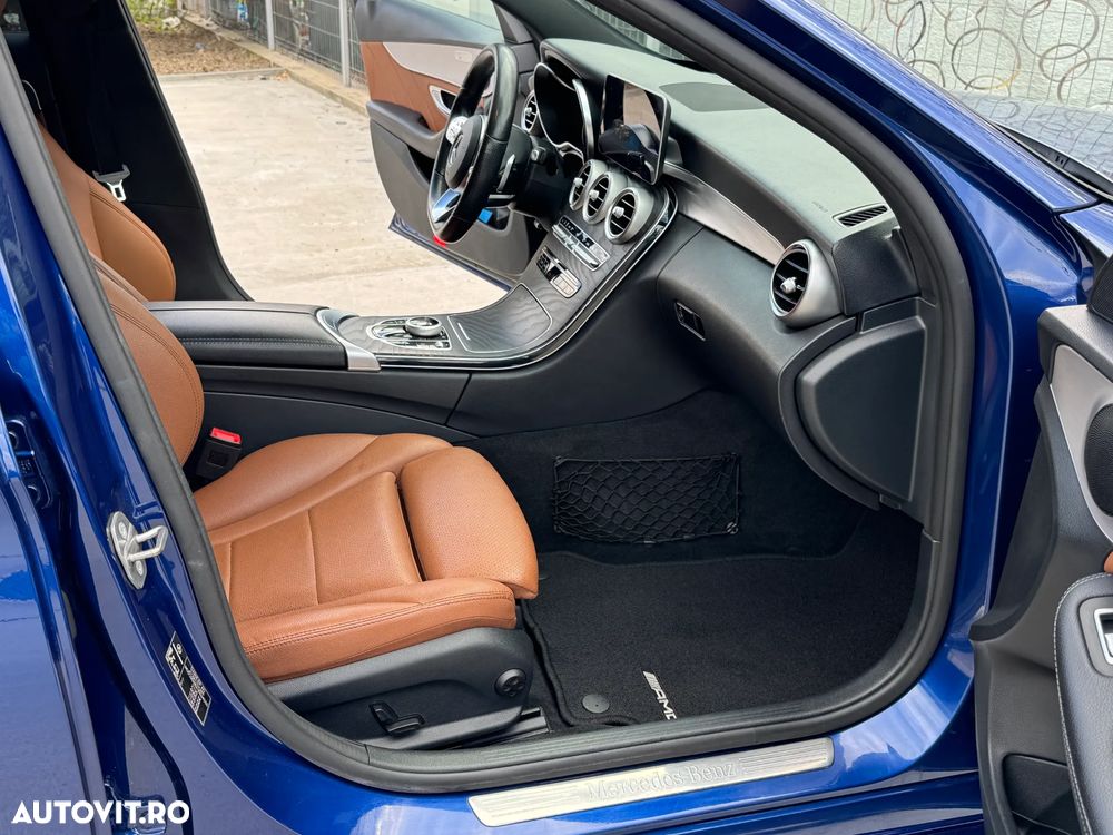 Mercedes-Benz C 300 9G-TRONIC AMG Line - 29
