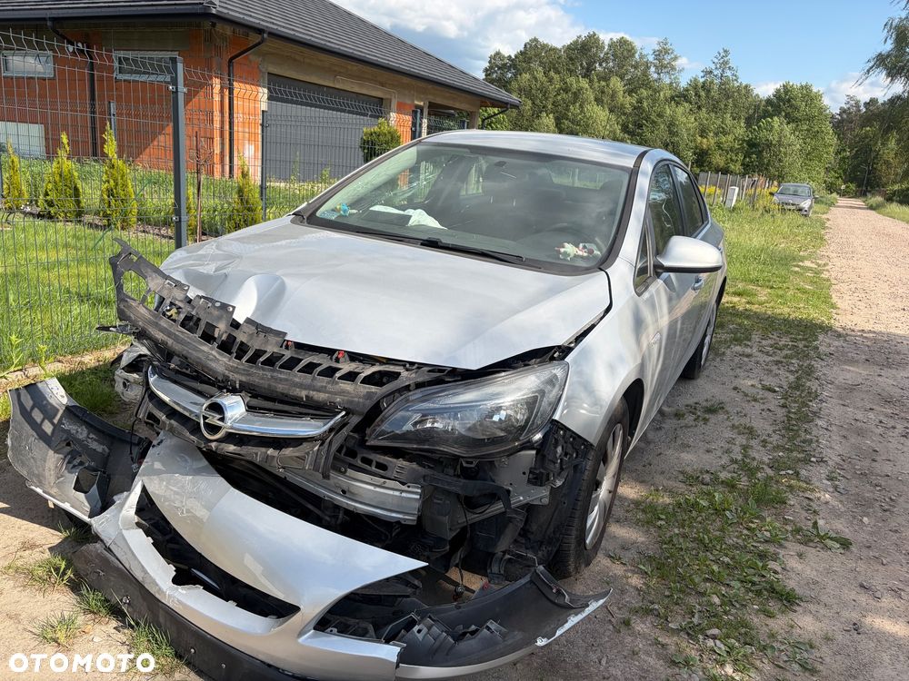 Opel Astra 1.6 EU6 - 5