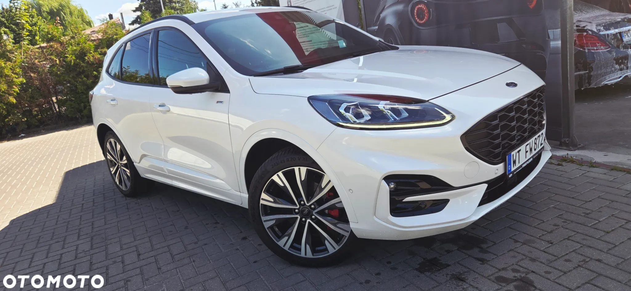 Ford Kuga - 2