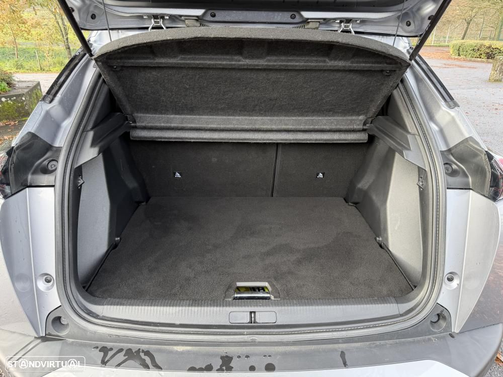 Peugeot 2008 1.2 PureTech GT Pack EAT8 - 29