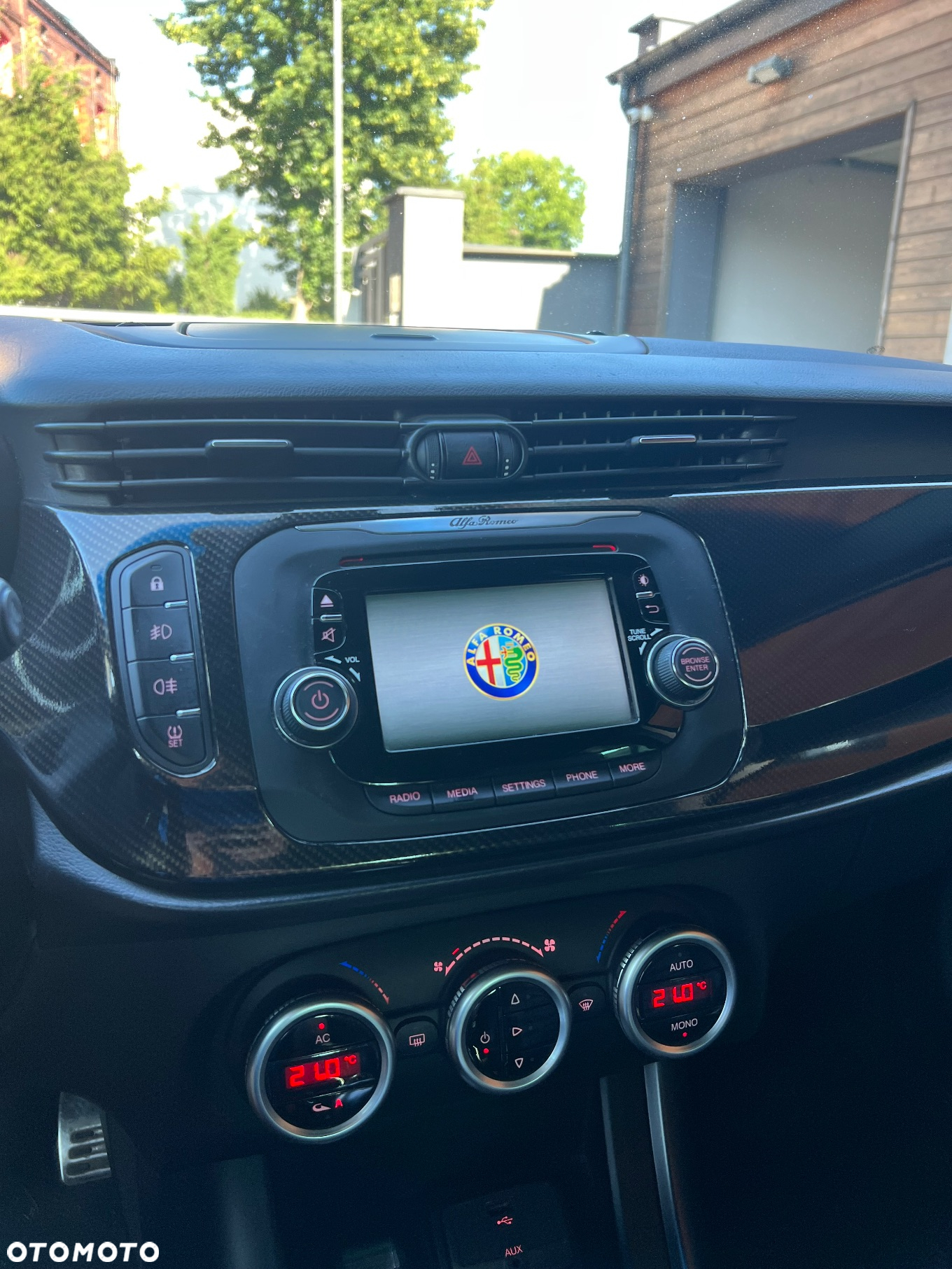 Alfa Romeo Giulietta 2.0 JTDM - 11