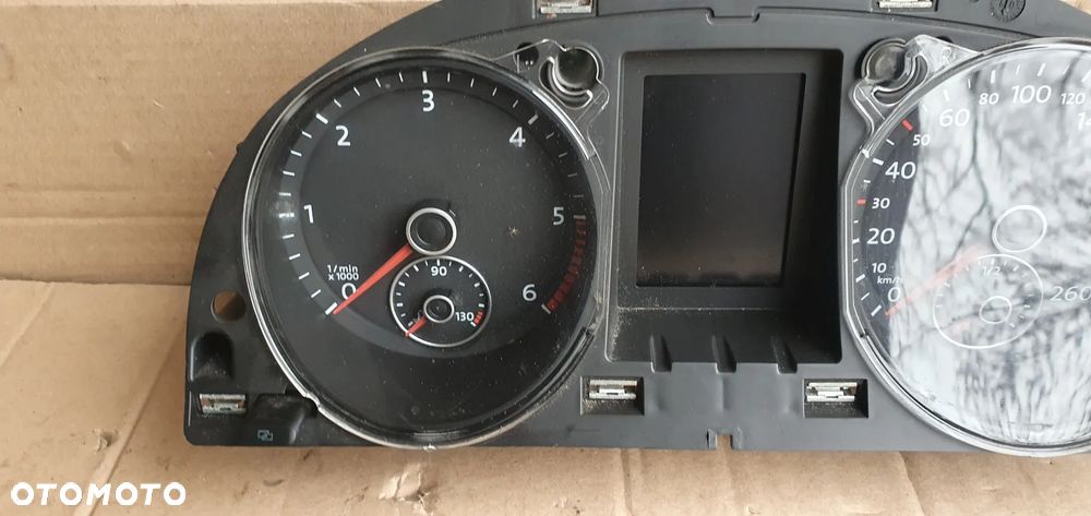 Licznik zegary oryginał VW Passat B6 2.0 TDI 3C0920861C - 4