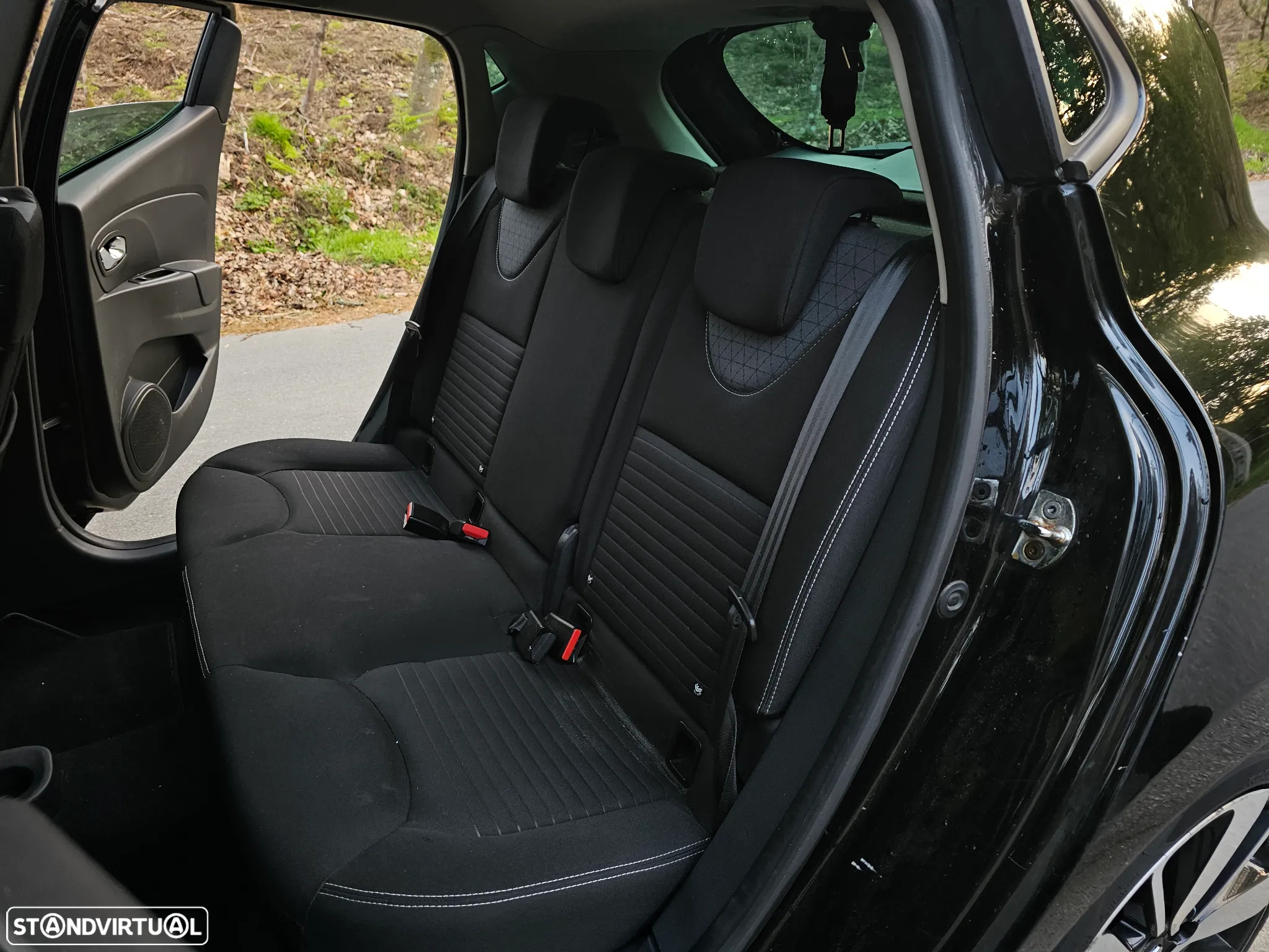 Renault Clio 1.5 dCi Limited EDition - 14