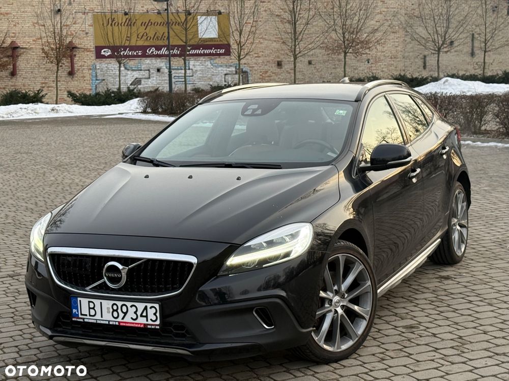 Volvo V40 Cross Country D3 Momentum - 16
