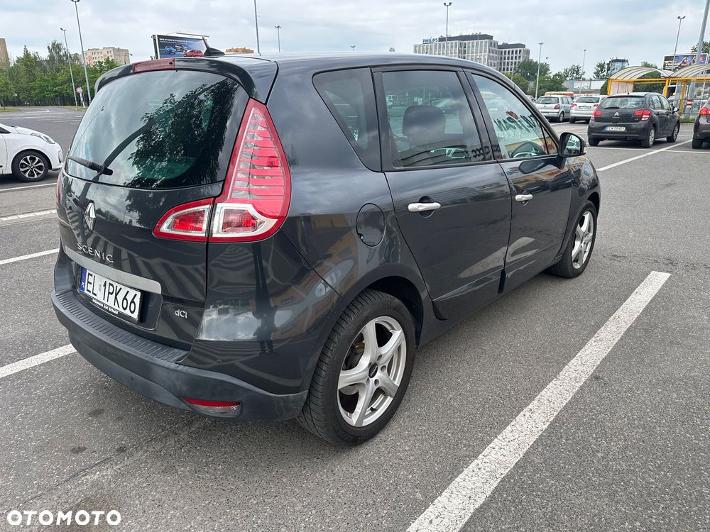 Renault Scenic 2.0 dCi Privilege - 12