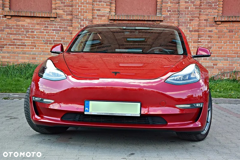 Tesla Model 3 Langstreckenbatterie Allradantrieb Dual Motor - 3