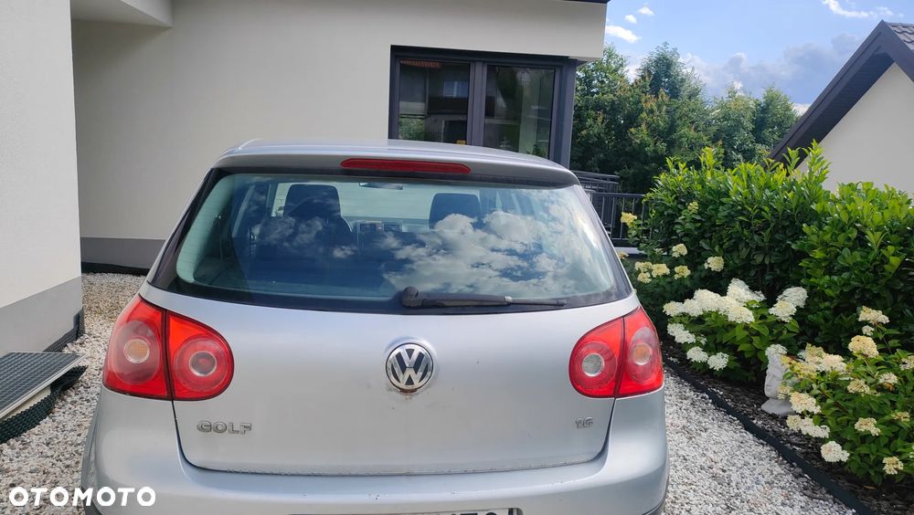 Volkswagen Golf 1.6 Comfortline - 2