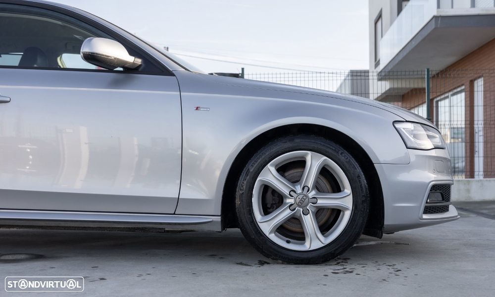 Audi A4 Avant 2.0 TDI Business Line S-line - 13