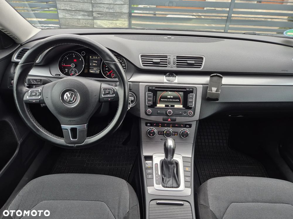 Volkswagen Passat - 5