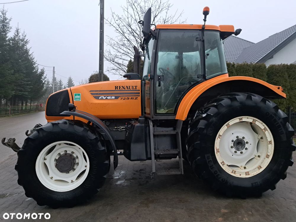 Renault ARES 725 RZ - 10