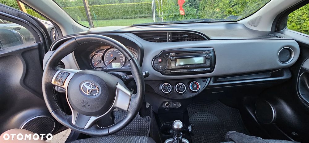 Toyota Yaris - 7
