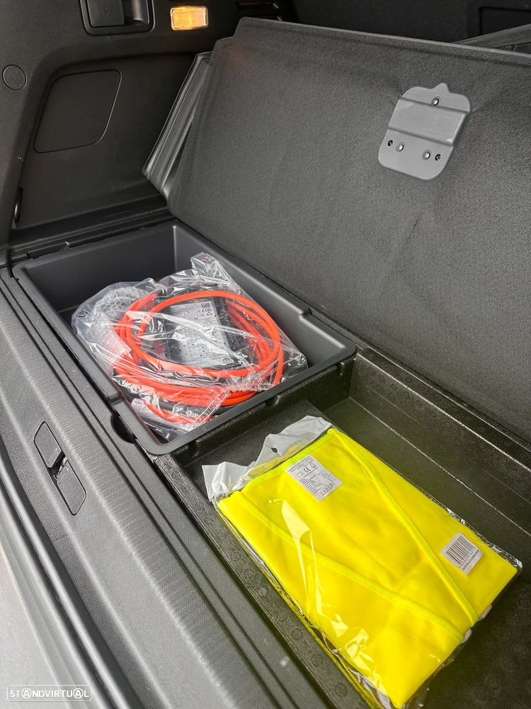 Peugeot 3008 1.6 Hybrid Allure Pack e-EAT8 - 4