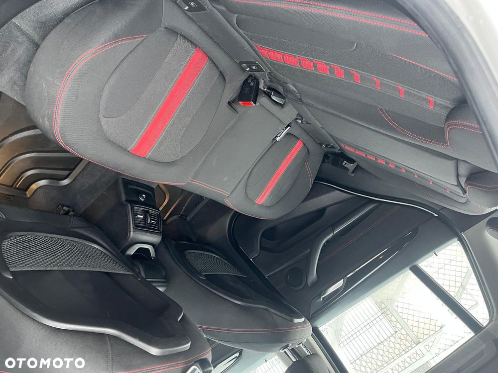 BMW X1 xDrive20i GPF Sport Line sport - 13