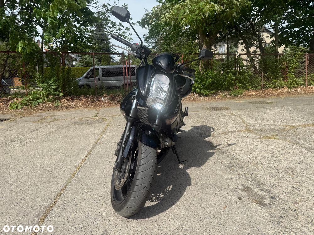 Kawasaki ER - 5