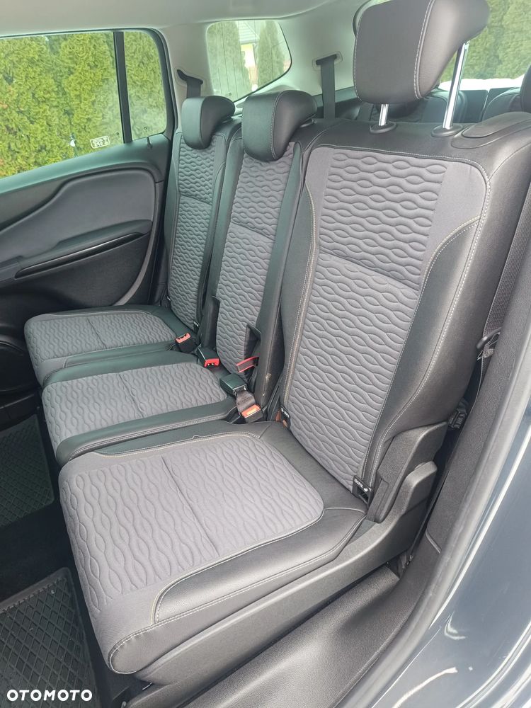 Opel Zafira - 19