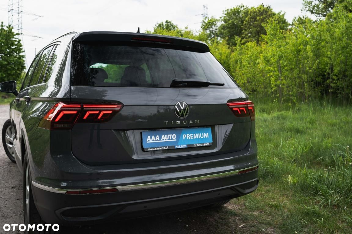 Volkswagen Tiguan - 11
