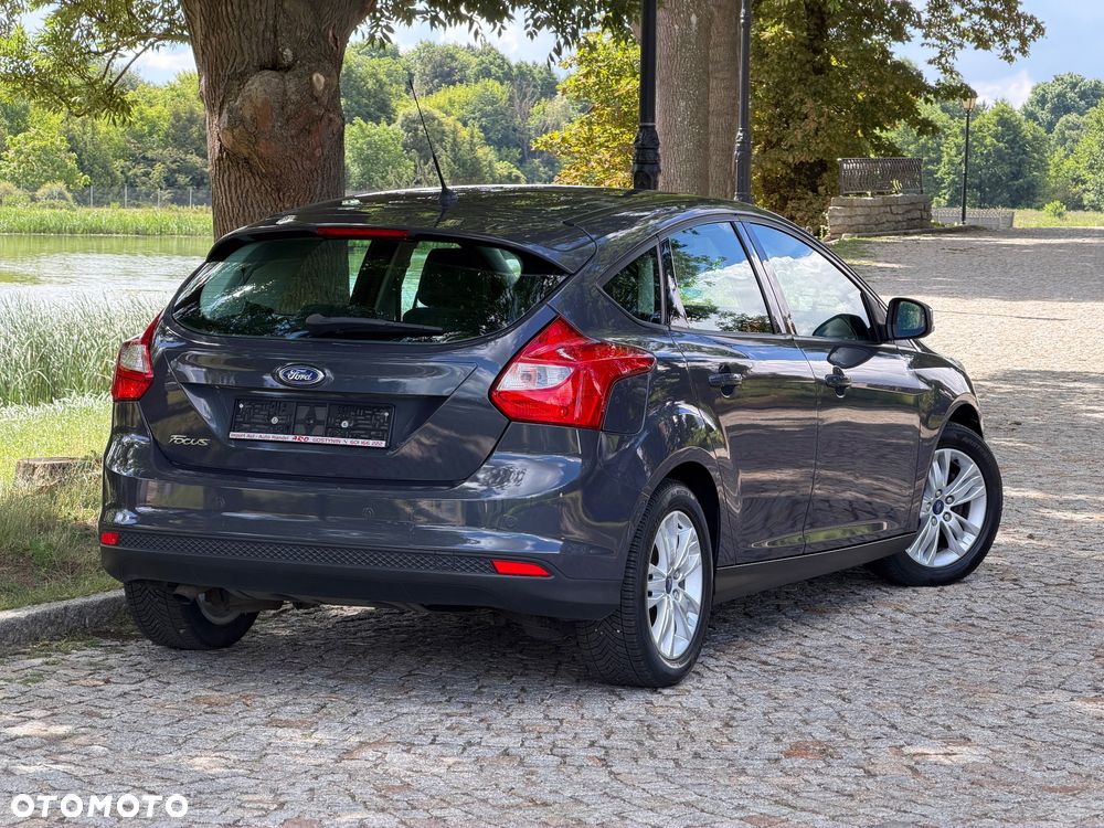 Ford Focus 1.6 TDCi DPF Champions Edition - 4