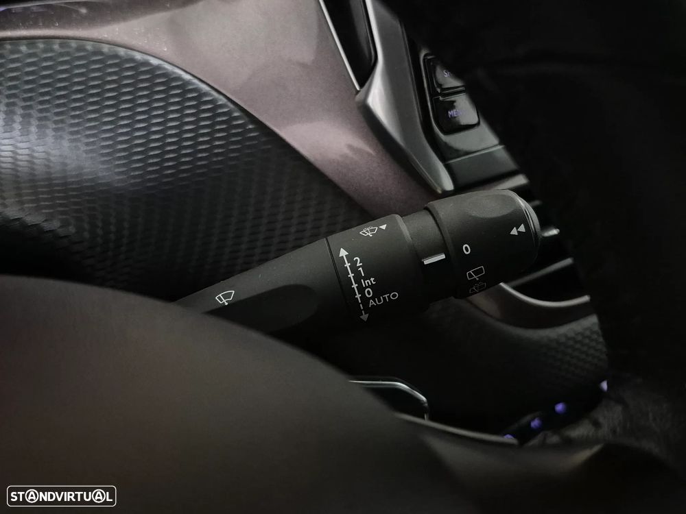 Peugeot 2008 1.4 HDi Allure - 26