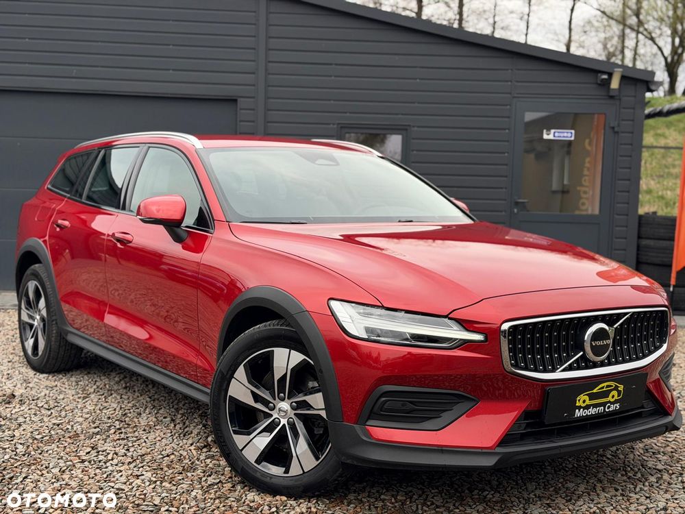 Volvo V60 Cross Country B4 D AWD Plus - 1