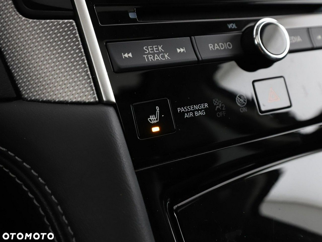Infiniti Q50 - 30