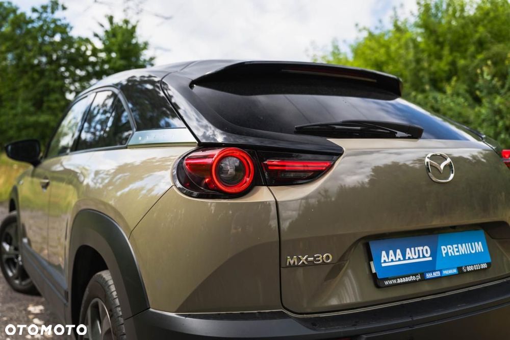 Mazda MX-30 - 17