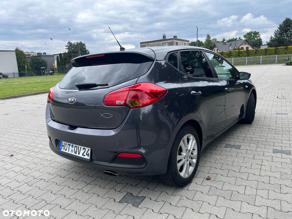 Kia Ceed 1.6 GDI Vision - 23