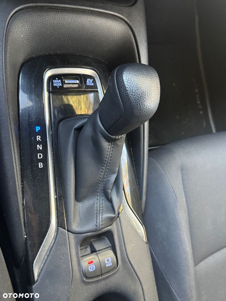Toyota Corolla 1.8 Hybrid GPF Comfort - 34