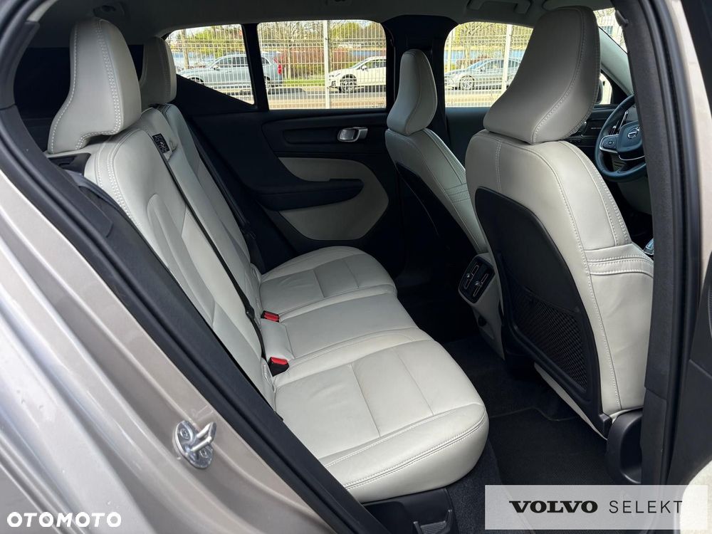 Volvo XC 40 - 17