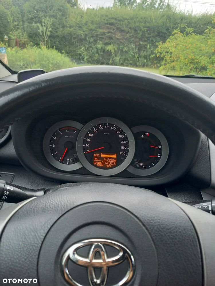 Toyota RAV4 2.2 D-4D 4x4 - 7