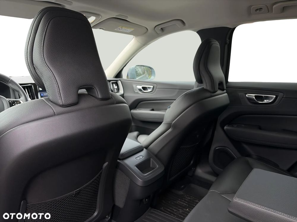 Volvo XC 60 B4 B Plus Bright - 14