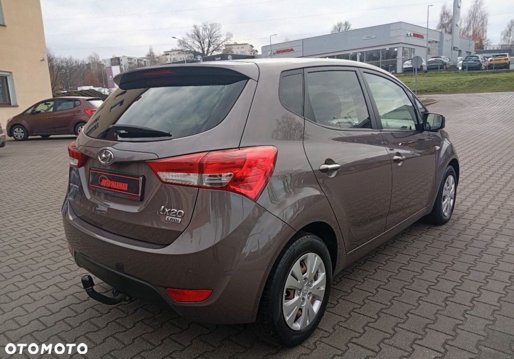 Hyundai ix20 - 8
