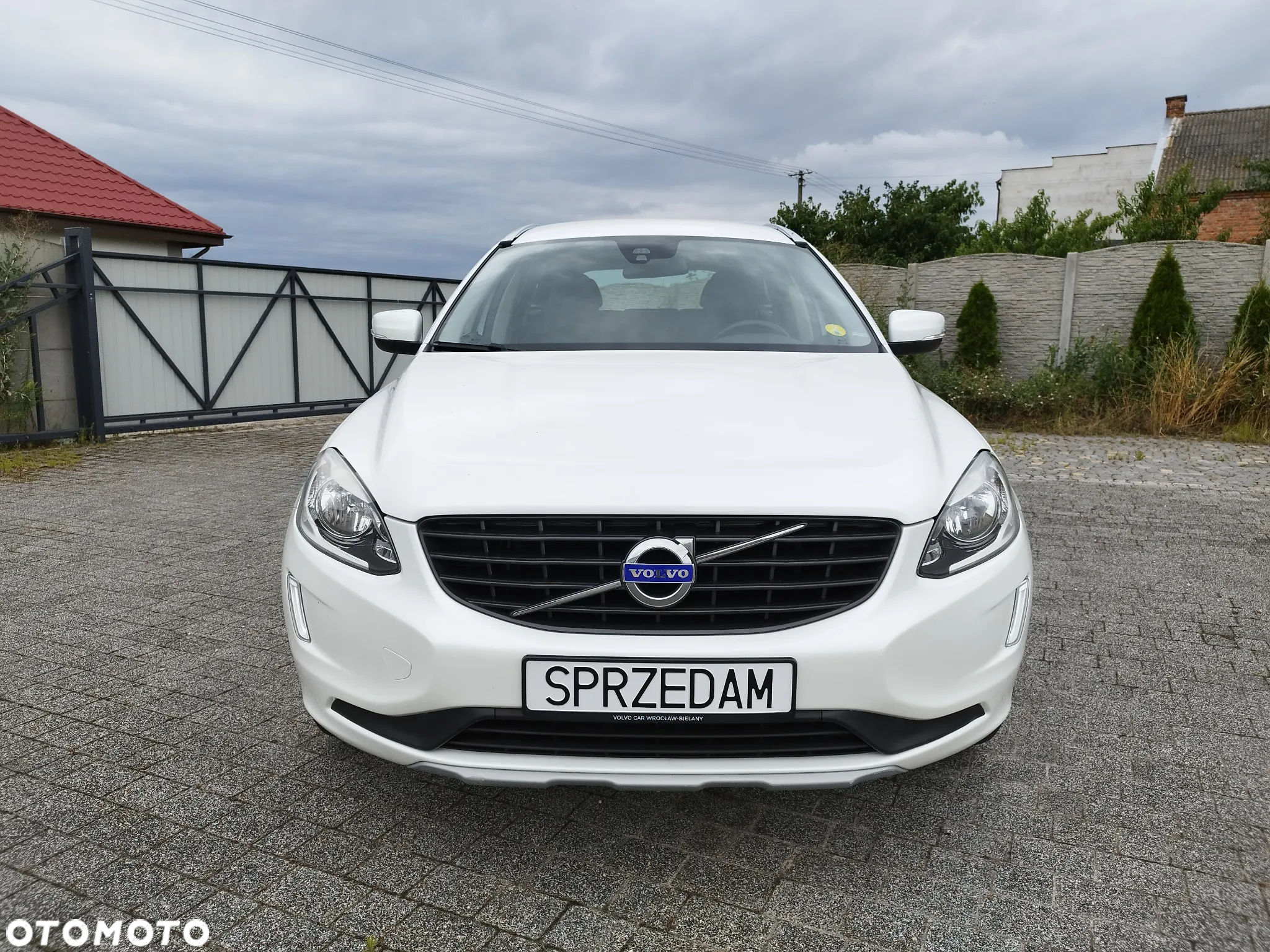 Volvo XC 60 D3 Drive-E Ocean Race - 8