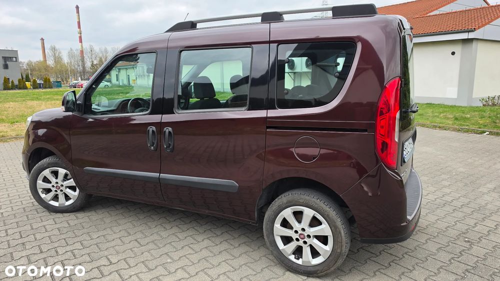 Fiat Doblo 1.4 T-Jet 16V Lounge - 23