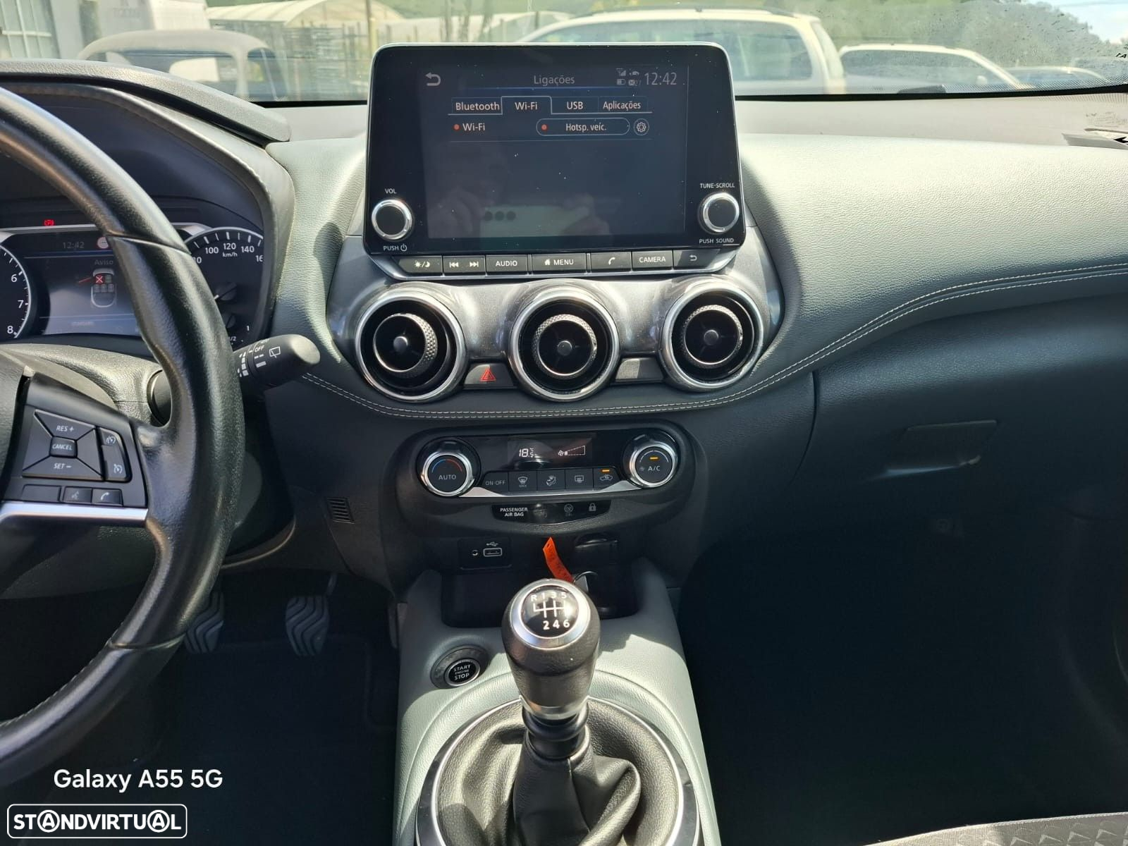 Nissan Juke 1.0 DIG-T N-Connecta - 30