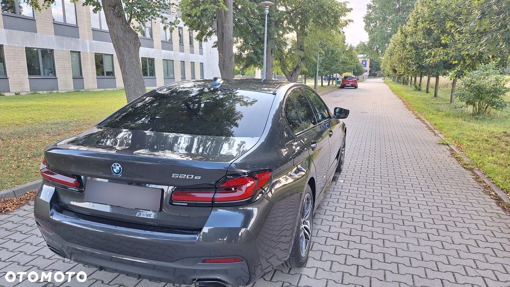 BMW Seria 5 520e M Sport sport - 5