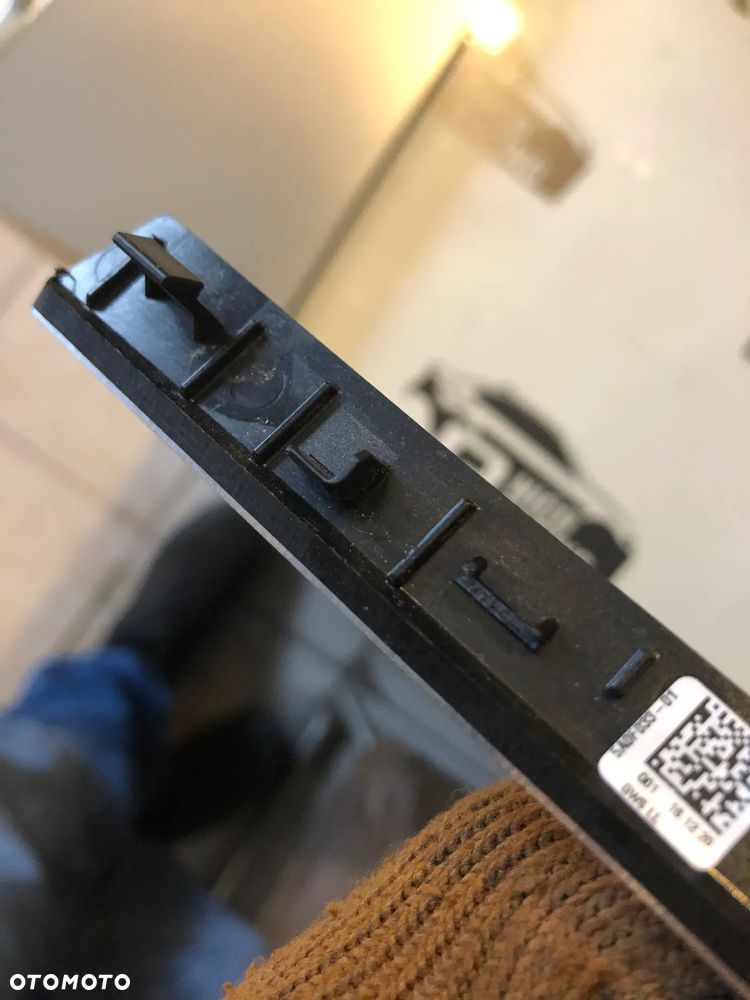 DEKORY LISTWY OZDOBNE TUNELU ALU TRIM BMW 3 G20 G21 - 10