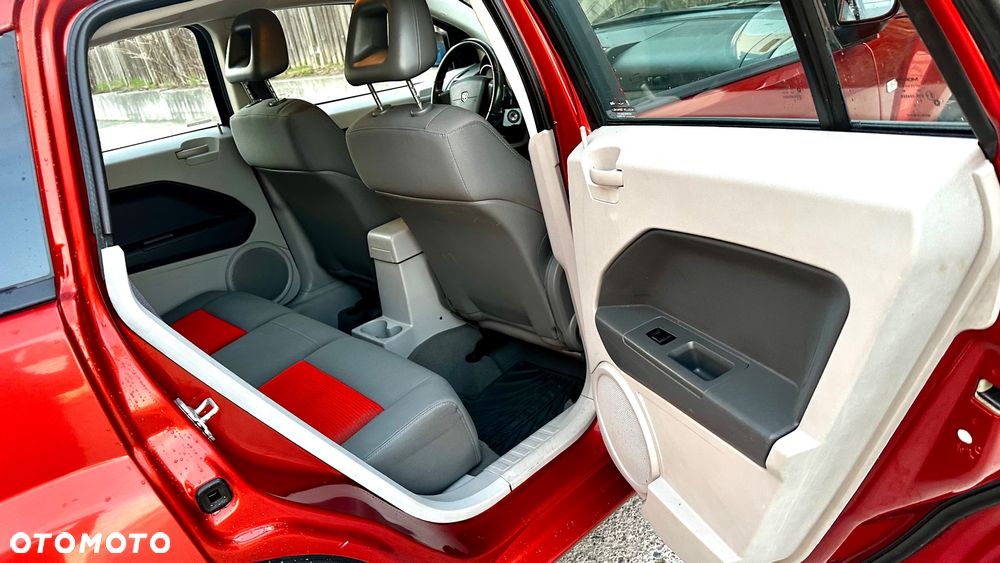 Dodge Caliber 1.8 SE - 16