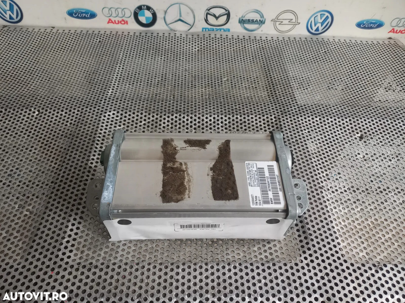 Airbag Pasager Cu Capac Plansa Bord Bmw X3 E83 Volan Stanga Livram Oriunde - Dezmembrari Arad - 8