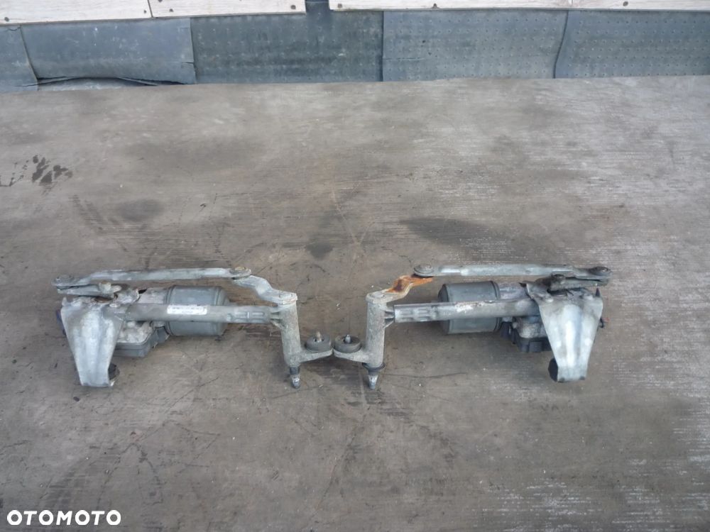 VW TOURAN I MECHANIZM WYCIERACZEK LEWY - 2