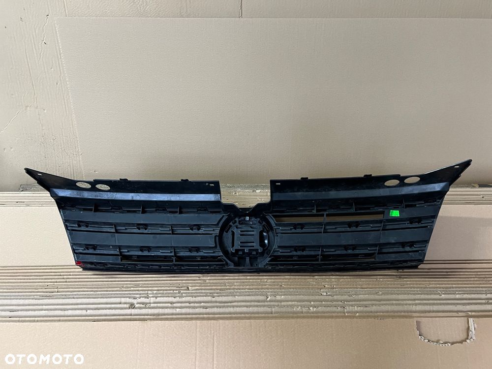 VW Tiguan II  5NA Atrapa ,Grill na radar 5NA 16-20 - 2