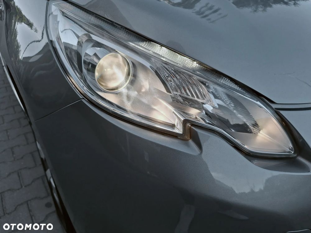 Peugeot 2008 1.6 BlueHDi Allure - 11