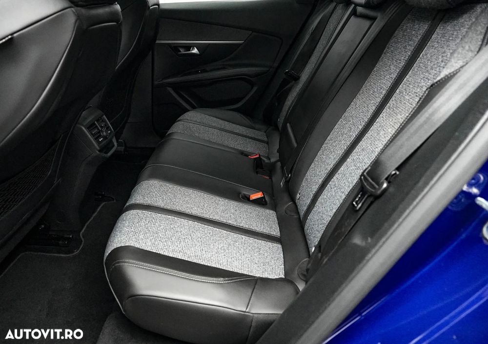 Peugeot 3008 PureTech 130 Stop & Start GPF Allure Business-Paket - 16