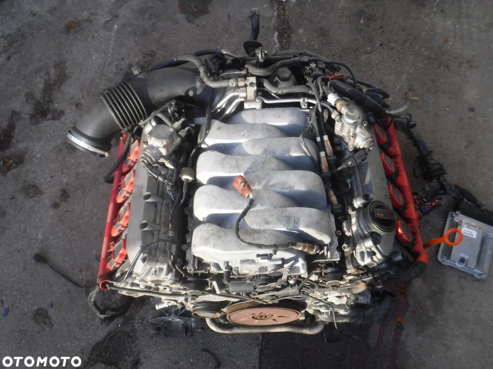Audi S5 8T A5 RS5 S4 A4 RS4 B8 silnik 4.2 V8 FSI CAU CAUA film - 3