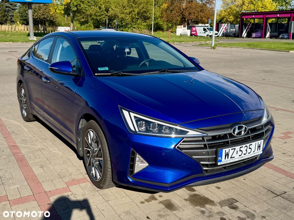 Hyundai Elantra 1.6 Style - 1