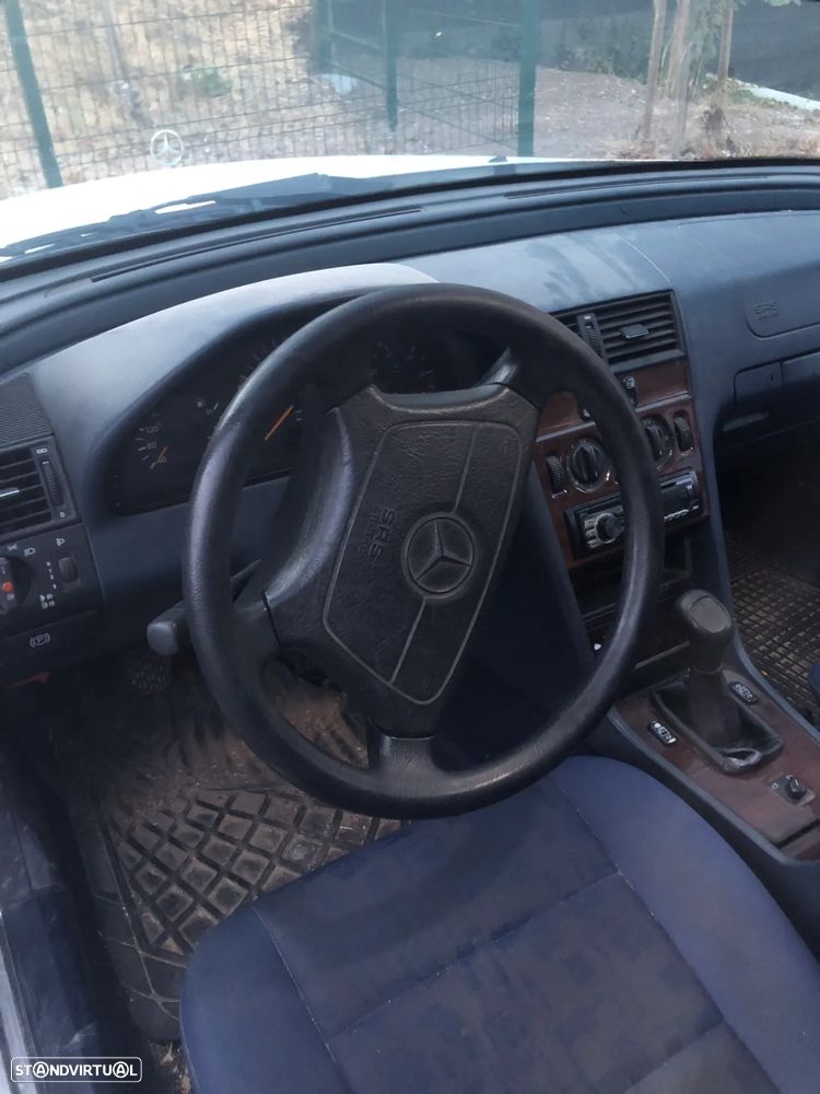 Mercedes-Benz C 220 D Classic - 10