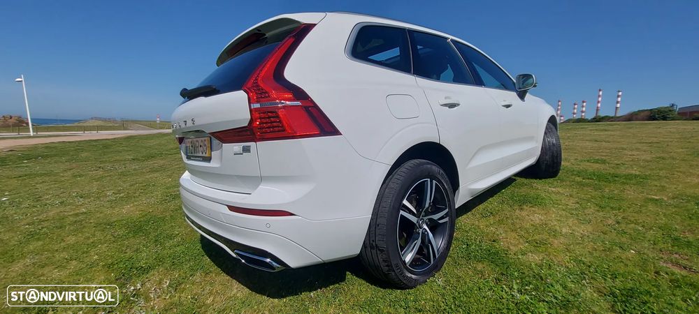 Volvo XC 60 2.0 T8 PHEV R-Design AWD - 5