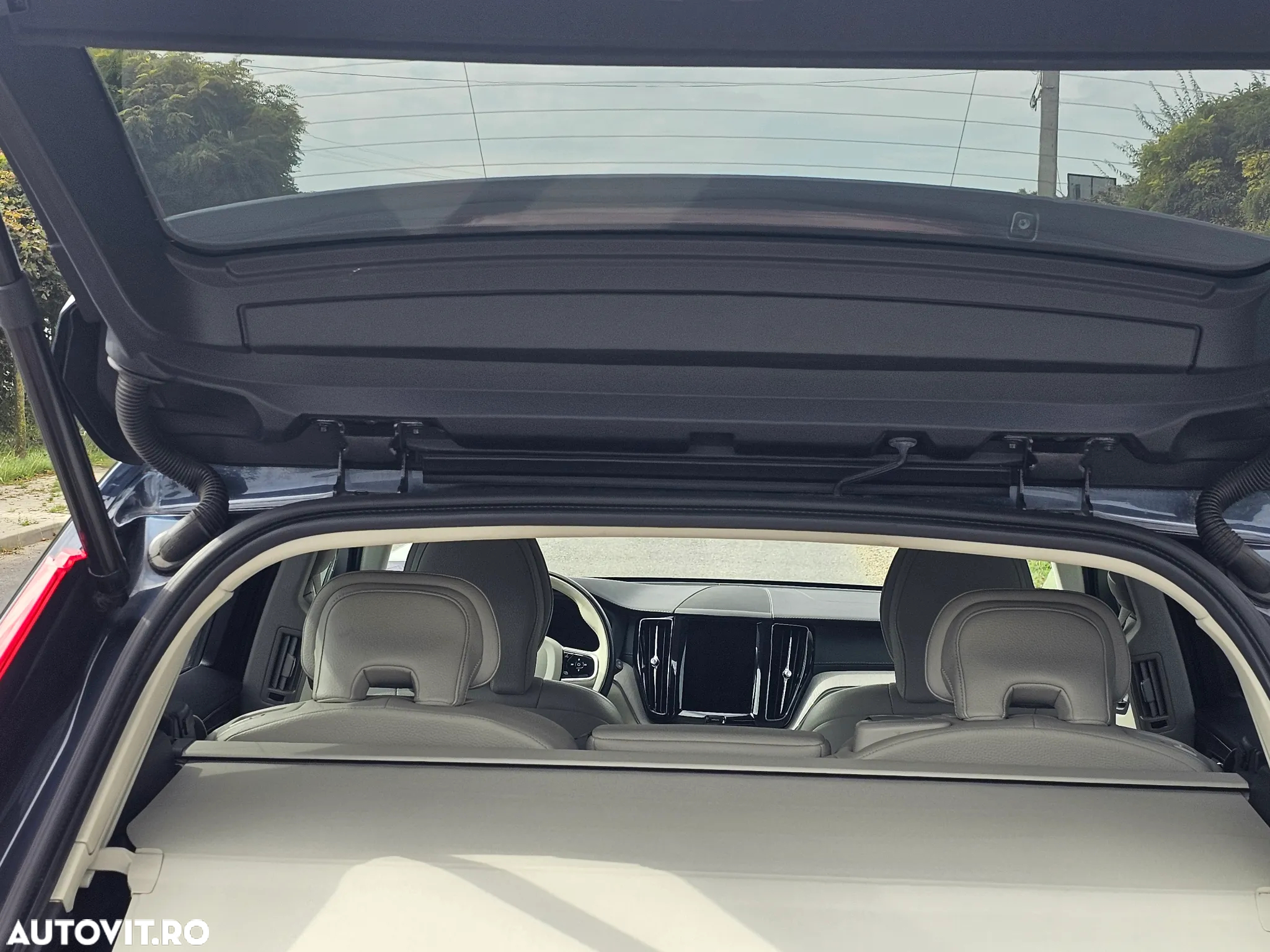 Volvo XC 60 B4 MHEV AT8 AWD Inscription - 15