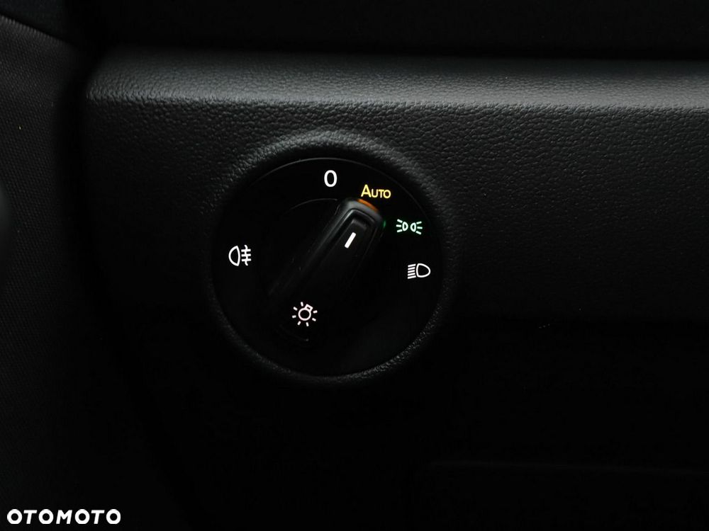 Volkswagen T-Roc 2.0 TDI SCR DSG Life - 34