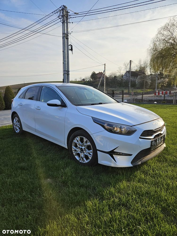 Kia Ceed 1.0 T-GDI ISG Dream Team Edition - 1