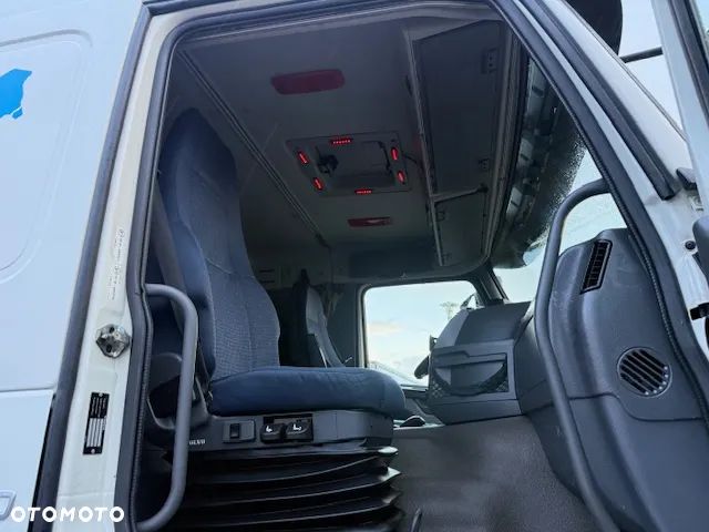 Volvo FM 400 8x2 Laweta Transport Maszyn 9M - 11